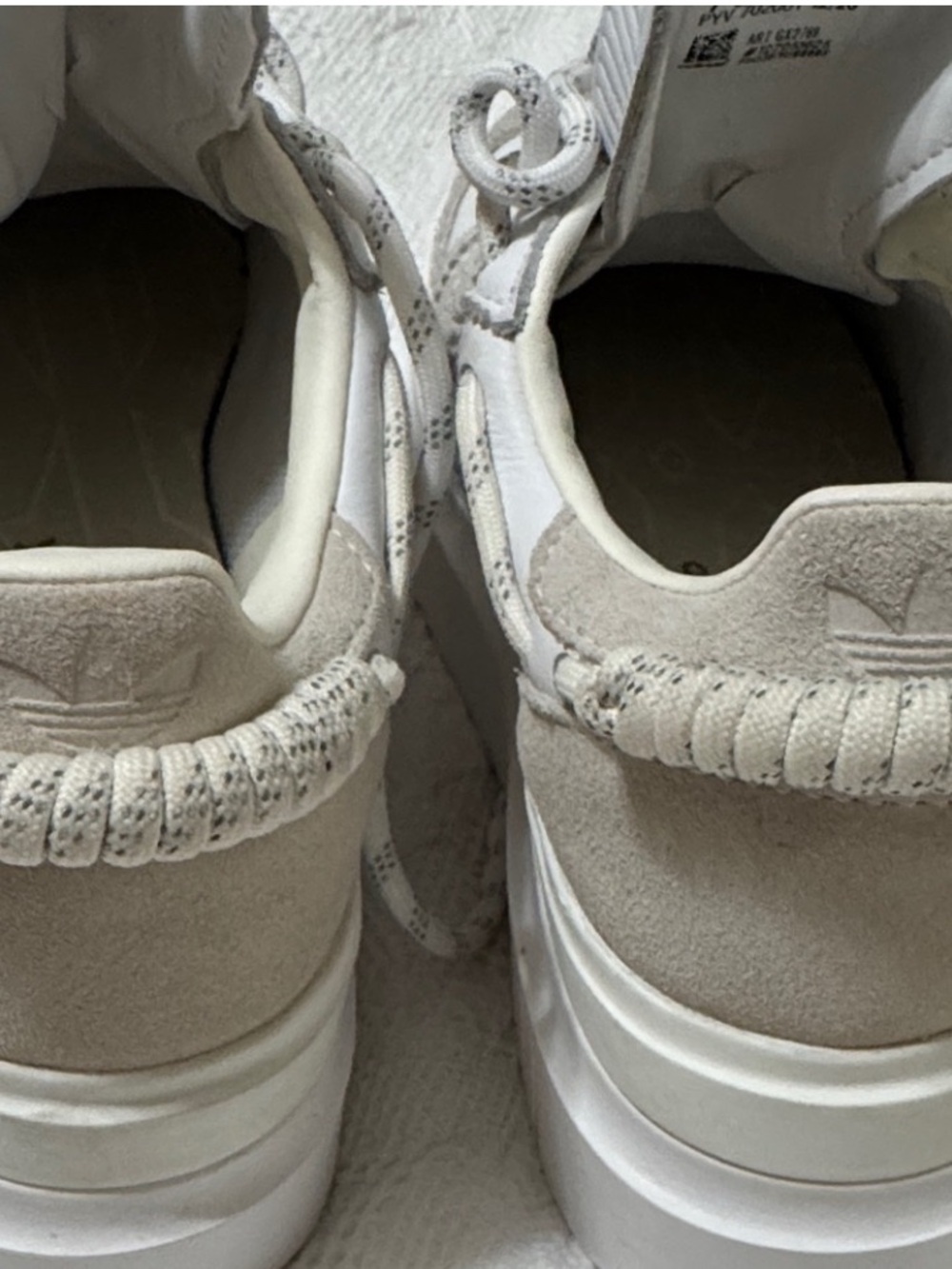 Adidas Ivy Park Platform
Sneakers in Cream and White - Picture 4 of 8